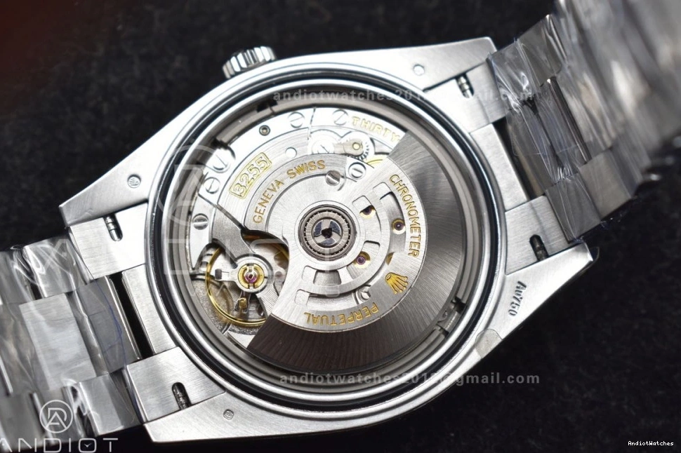 Date 1:1 VR3255 Refined Green (Gain THBF Weight) Day Edition 662 President Dial 40 Bracelet 228239 on Roman SS Best 1223